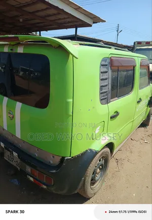 Nissan Cube 2010 Green