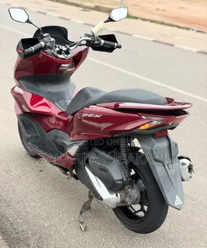 Honda 2023 Red