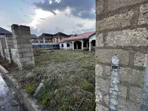 6bdrm House in Kumasi Metropolitan for sale