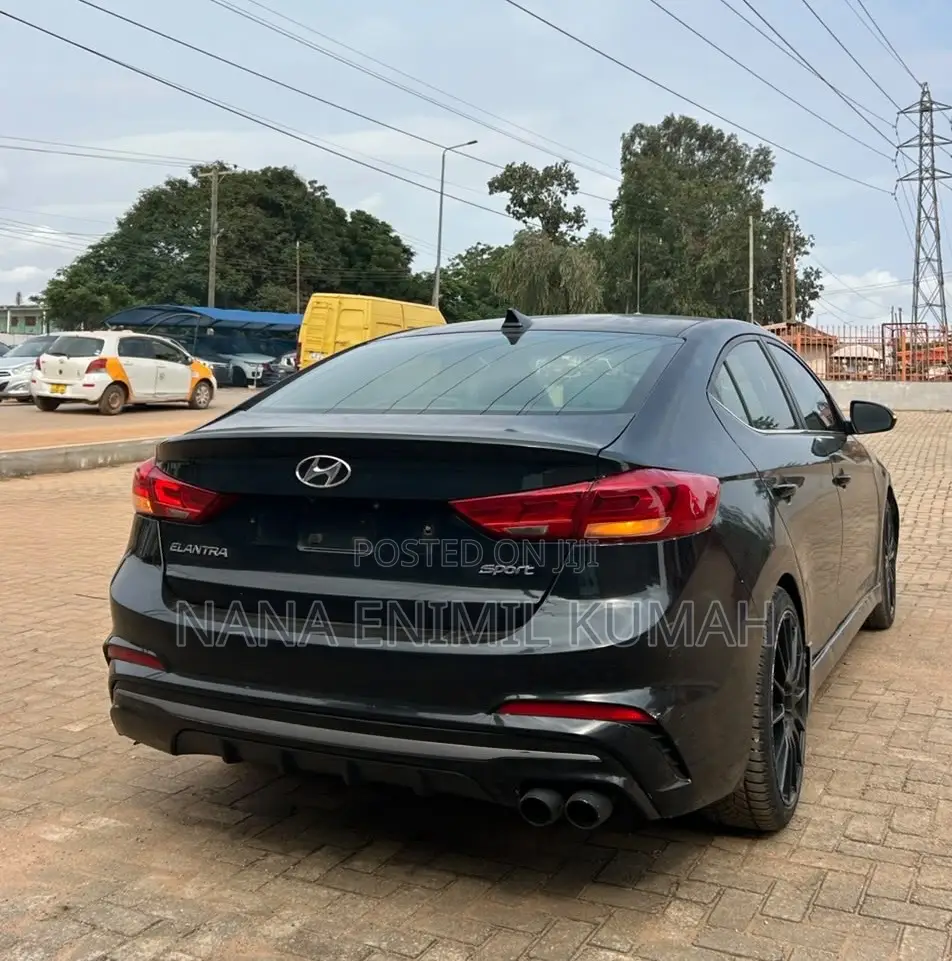 Hyundai Elantra Sport 2018 Black