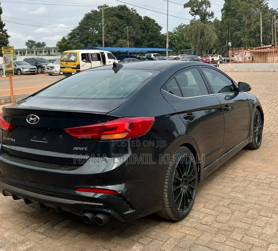 Hyundai Elantra Sport 2018 Black