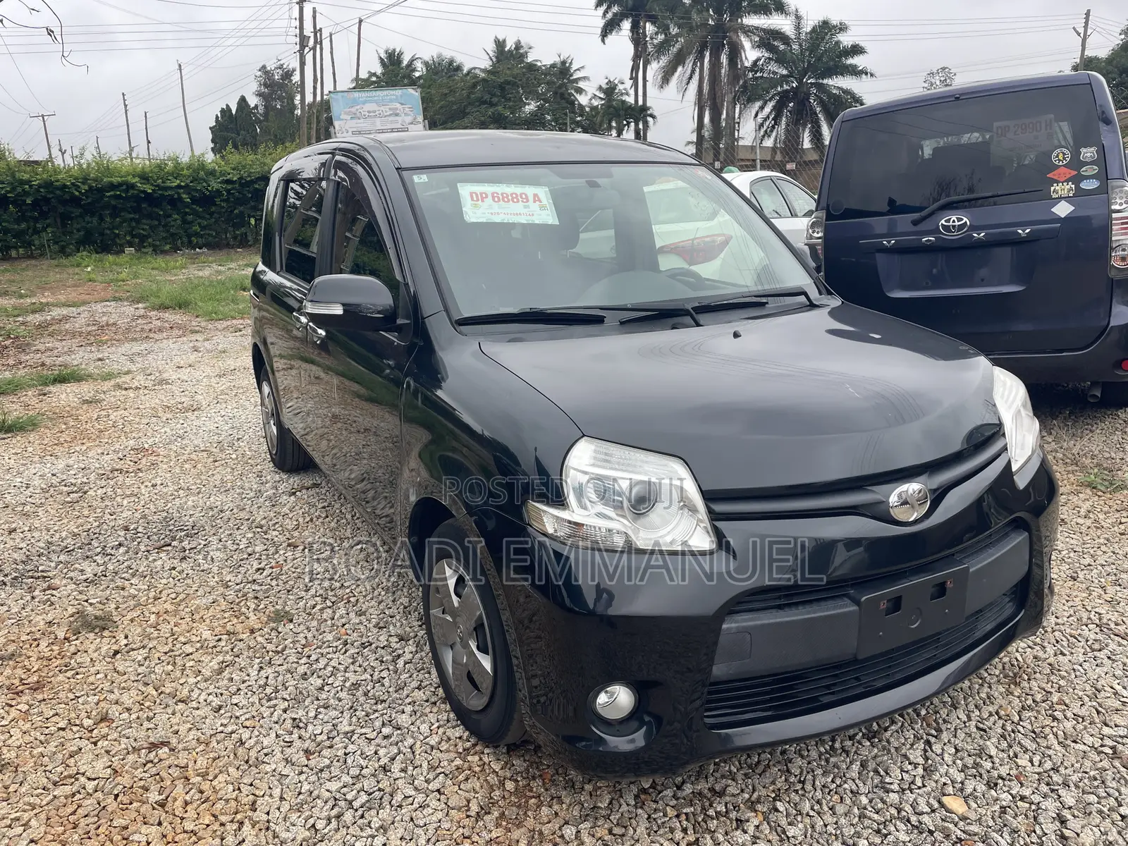Toyota Sienta 2012 Pearl