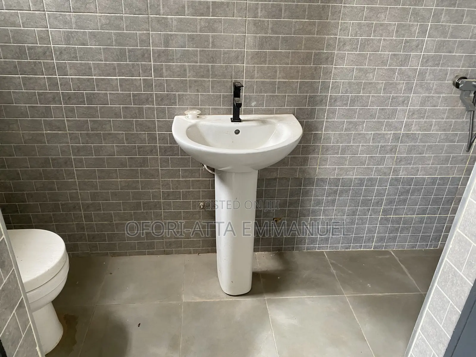 3bdrm Apartment in Amasaman Cocobod, Pokuase for rent