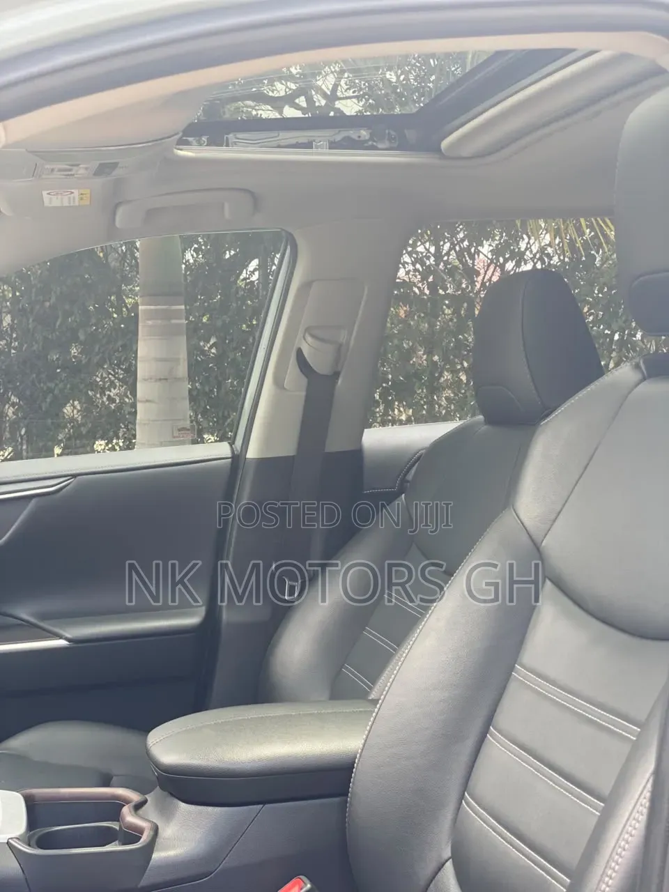Toyota RAV4 2020 Green