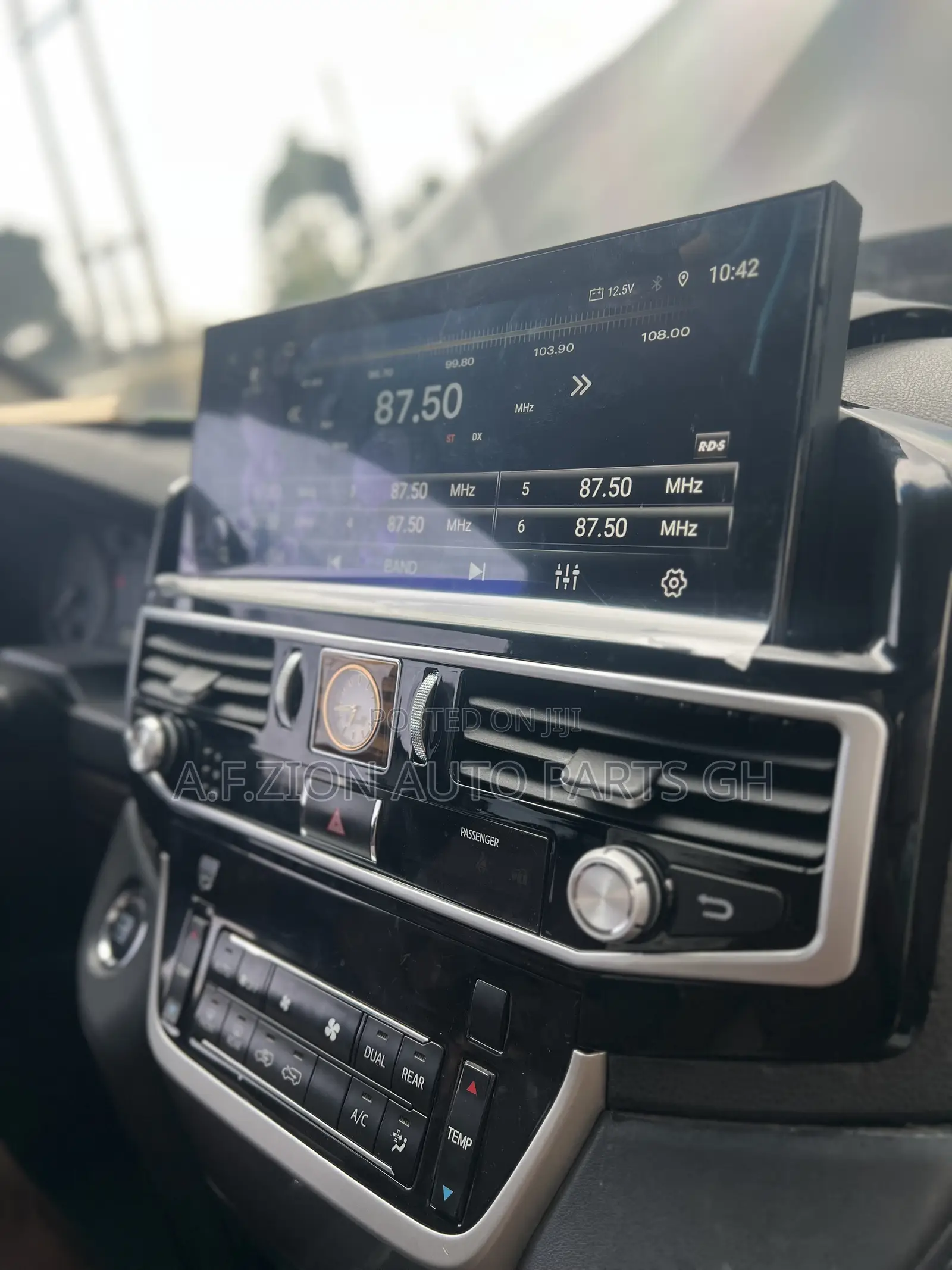 Original Car Play for Toyota Land Cruiser 2016- 2023 and All Types AVL
