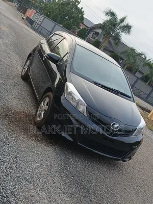 Toyota Vitz 2014 Black