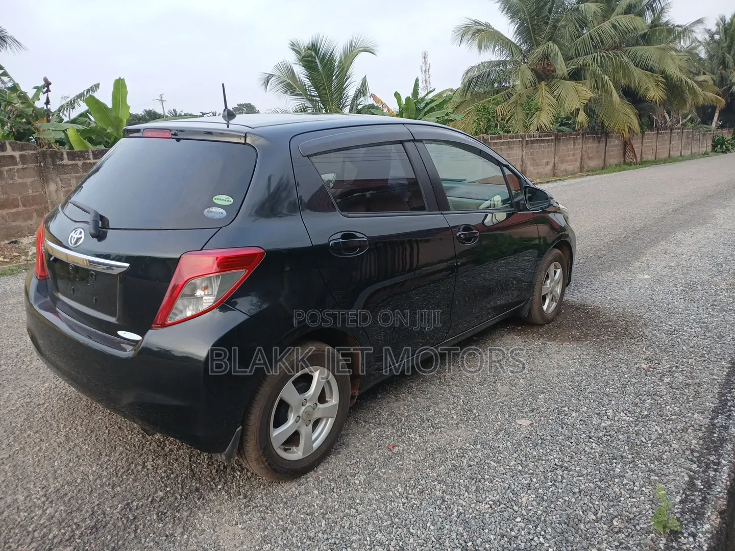Toyota Vitz 2014 Black