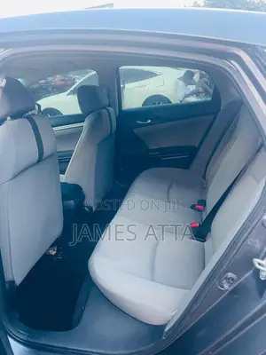 Honda Civic 2018 Gray