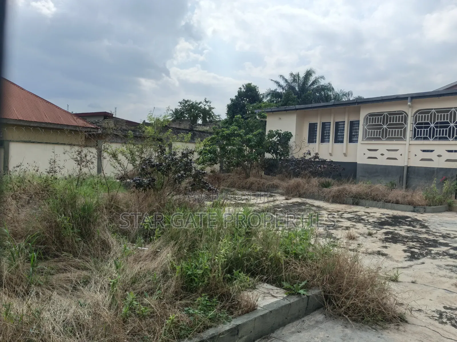 3bdrm House in Oduom, Near Tech, Kumasi Metropolitan for sale