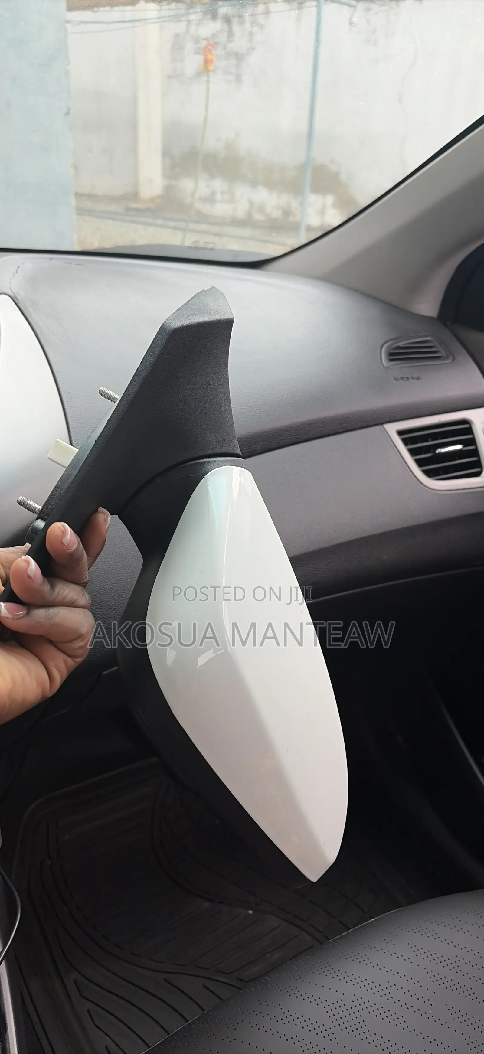 Hyundai Elantra 2011 Empty Mirror
