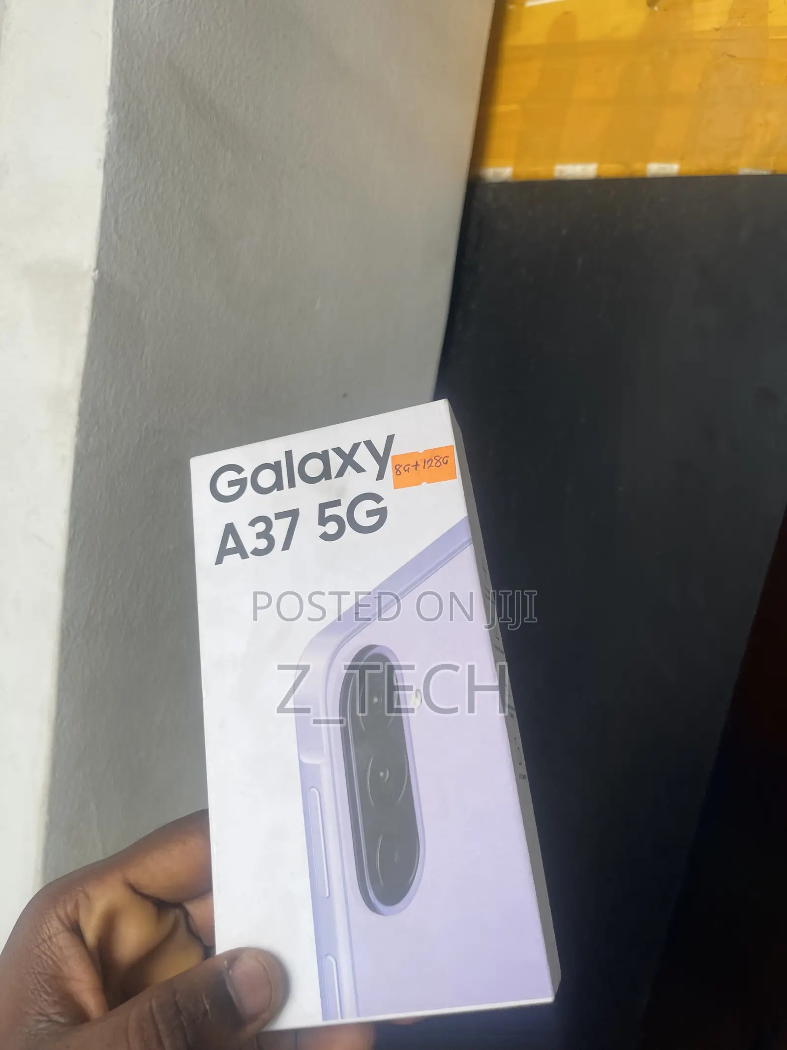 New Samsung Galaxy A37 128 GB Purple