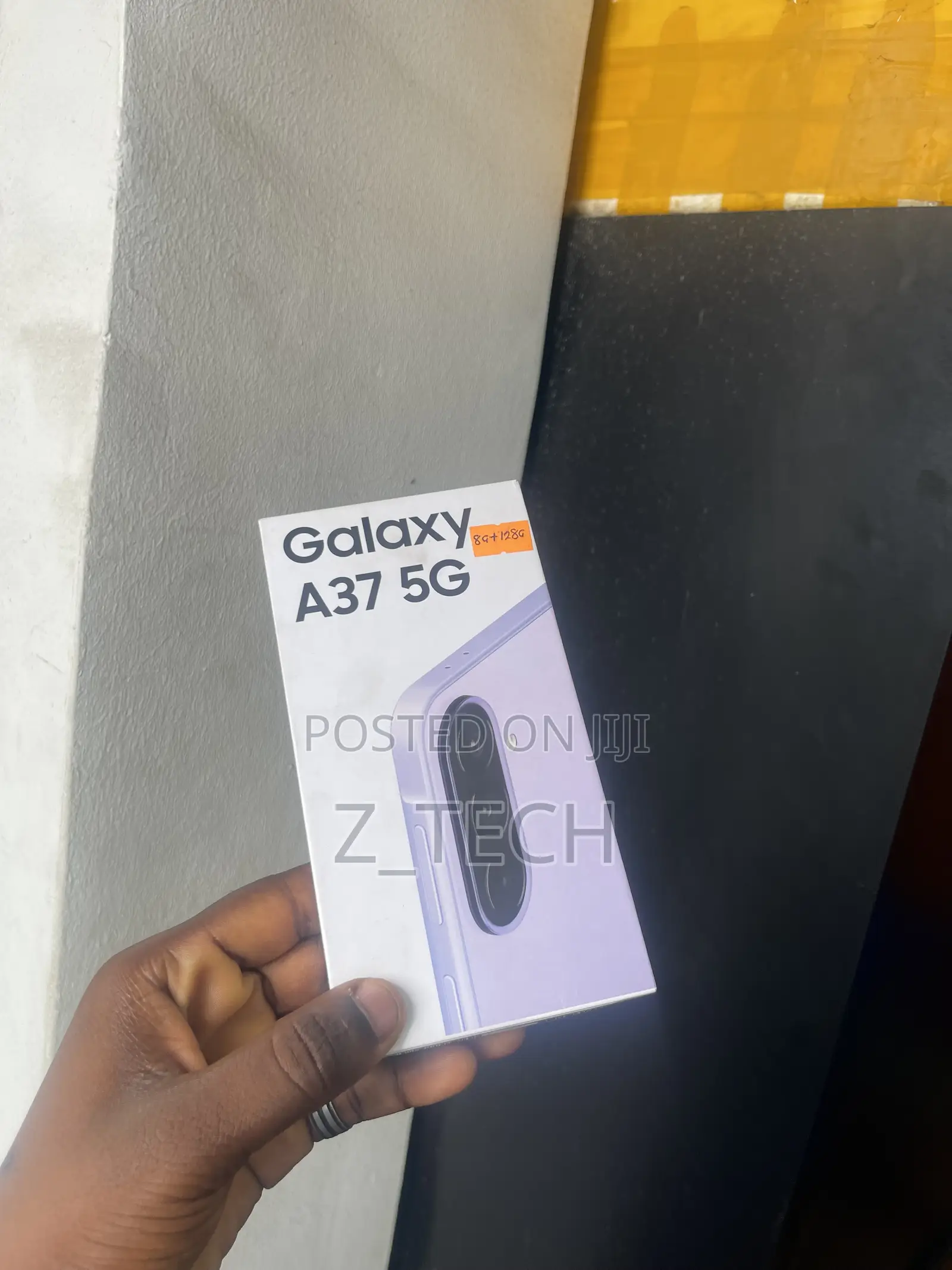 New Samsung Galaxy A37 128 GB Purple