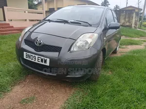 Toyota Yaris 2009 Gray