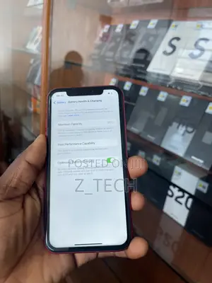 Apple iPhone XR 128 GB Red