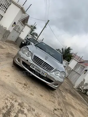 Mercedes-Benz C180 2005 Silver
