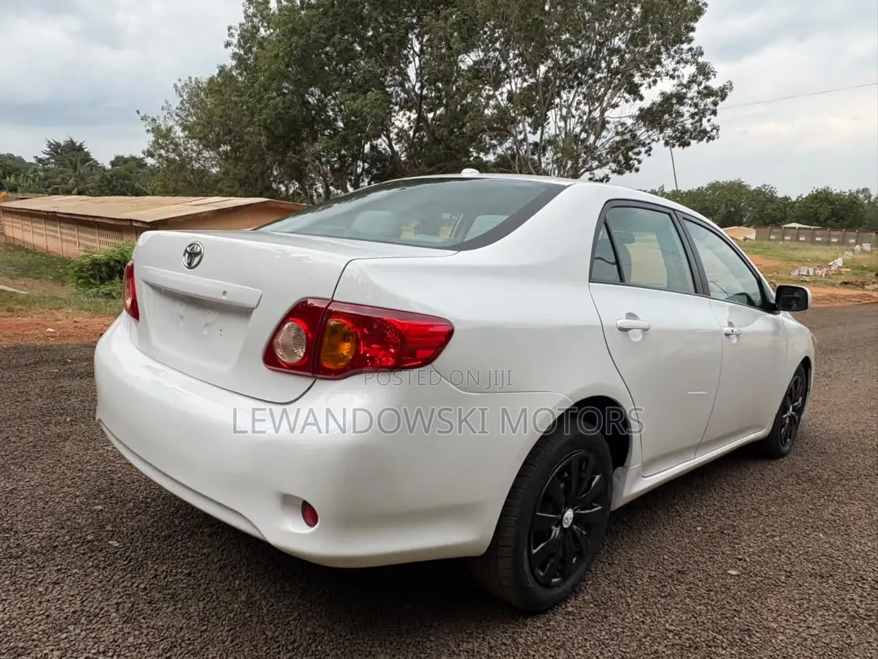 Toyota Corolla 2009 White