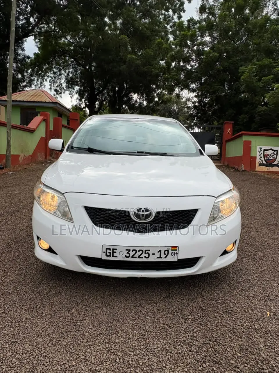 Toyota Corolla 2009 White