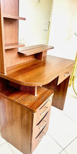 Beautiful and Quality Dresser