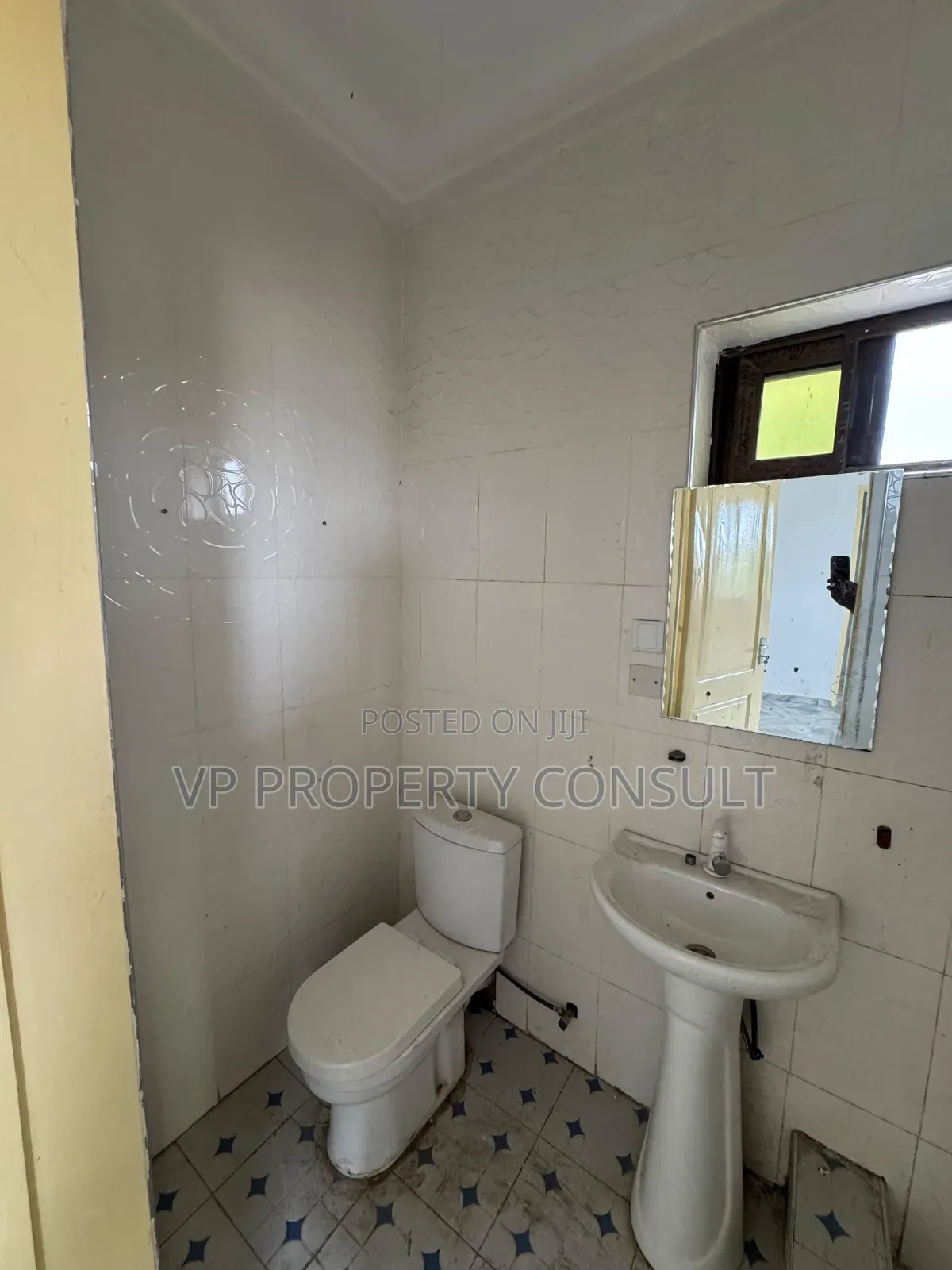 1bdrm Apartment in Mile 7 for rent