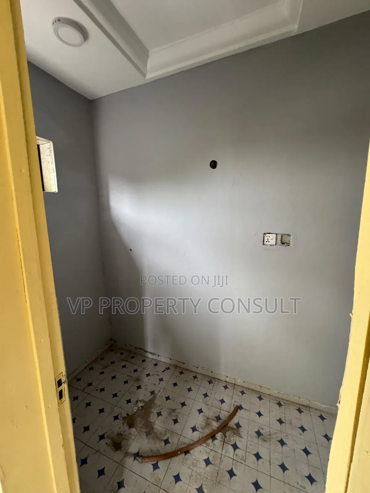 1bdrm Apartment in Mile 7 for rent