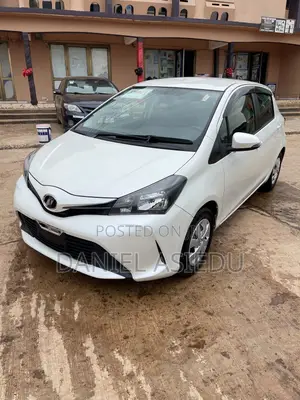 Toyota Vitz 1.3 AWD 3dr 2015 White