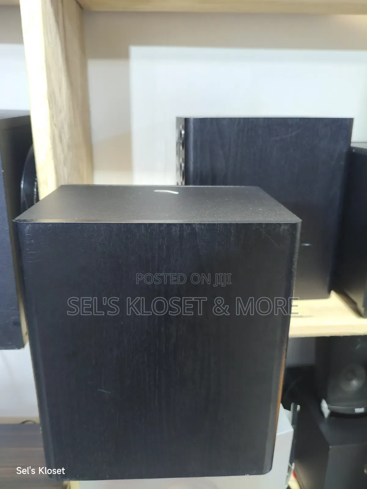 Behringer MS40 Digital 40-Watt Stereo Near-Field Studio Monitors.