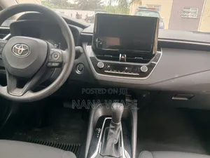 Toyota Corolla LE 2026 Black