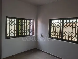 2bdrm Townhouse / Terrace in Top Hill Estate, Dawhenya for rent