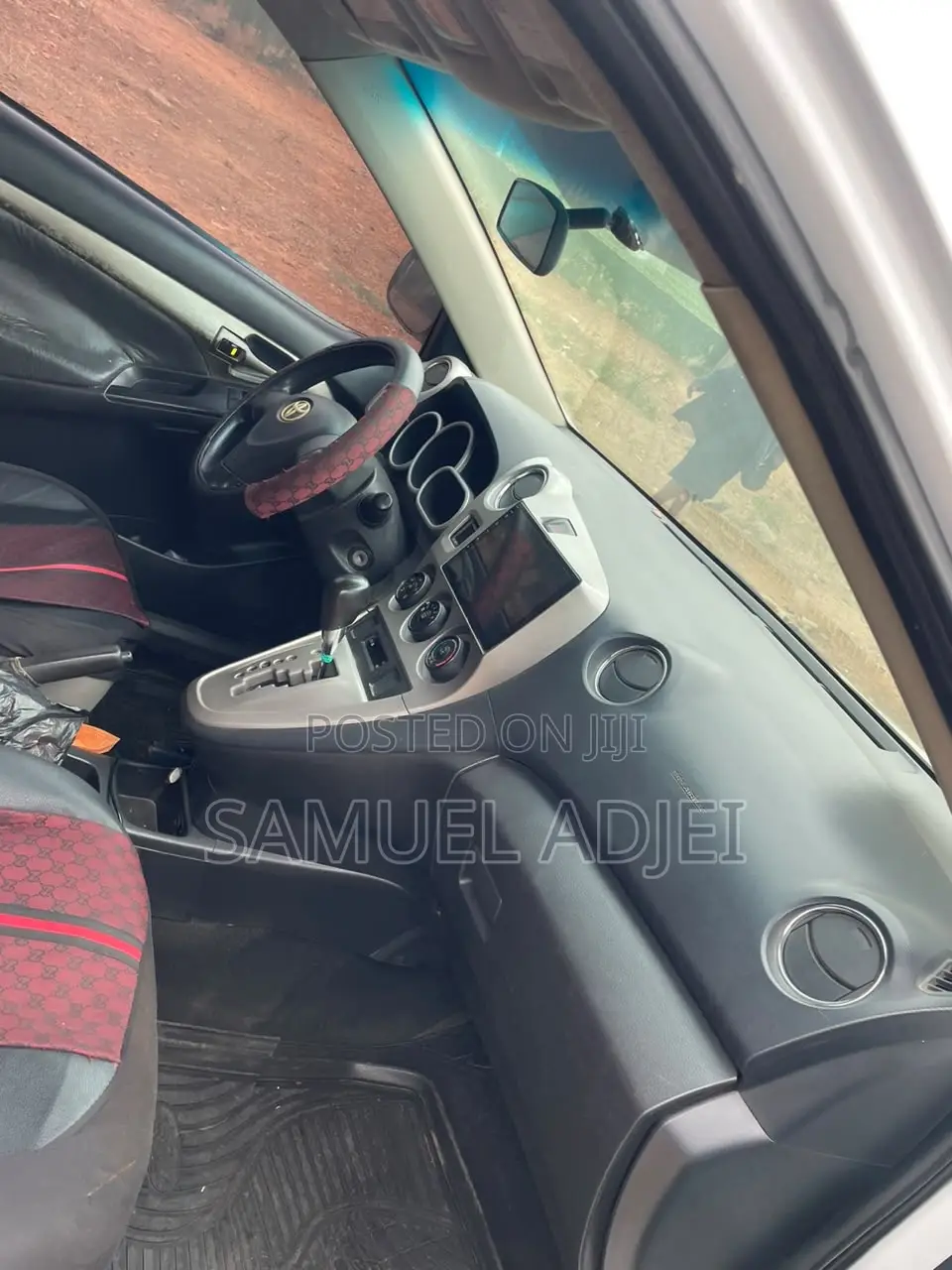 Toyota Matrix 2010 White