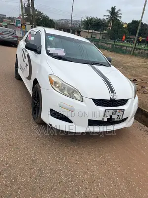 Toyota Matrix 2010 White