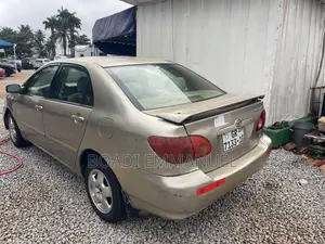 Toyota Corolla 2008 Gold