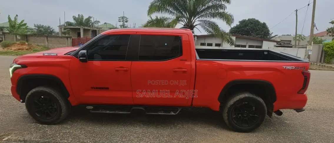 Toyota Tundra 2024 Red