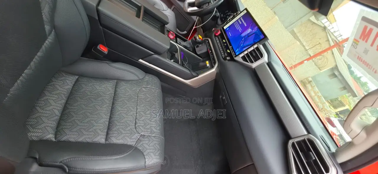 Toyota Tundra 2024 Red