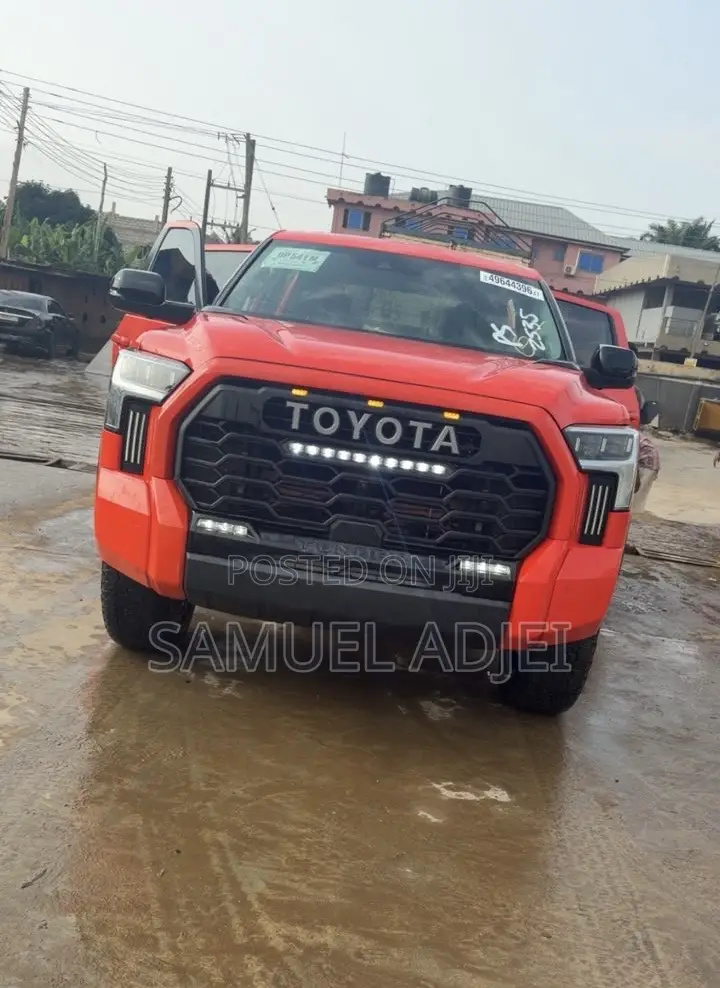 Toyota Tundra 2024 Red