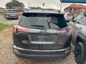 Toyota RAV4 2018 Beige
