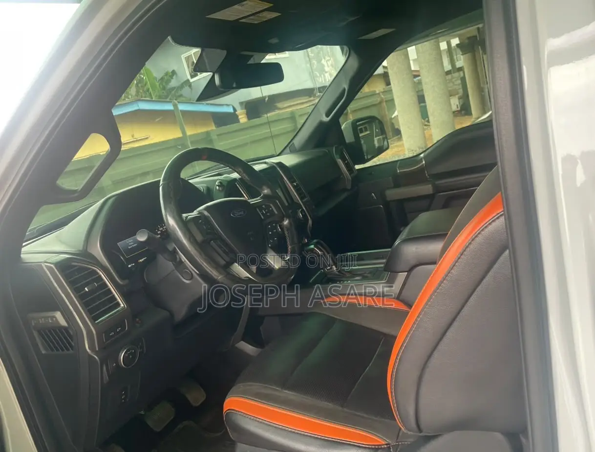 Ford F-150 Raptor 4x4 SuperCab Styleside 5.5 ft. box 133 in. WB 2018