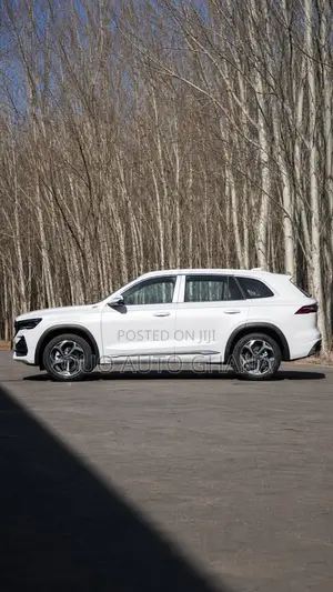 Geely Azkarra 2025 White