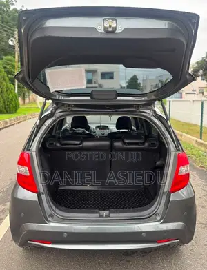 Honda Fit Automatic 2011 Gray