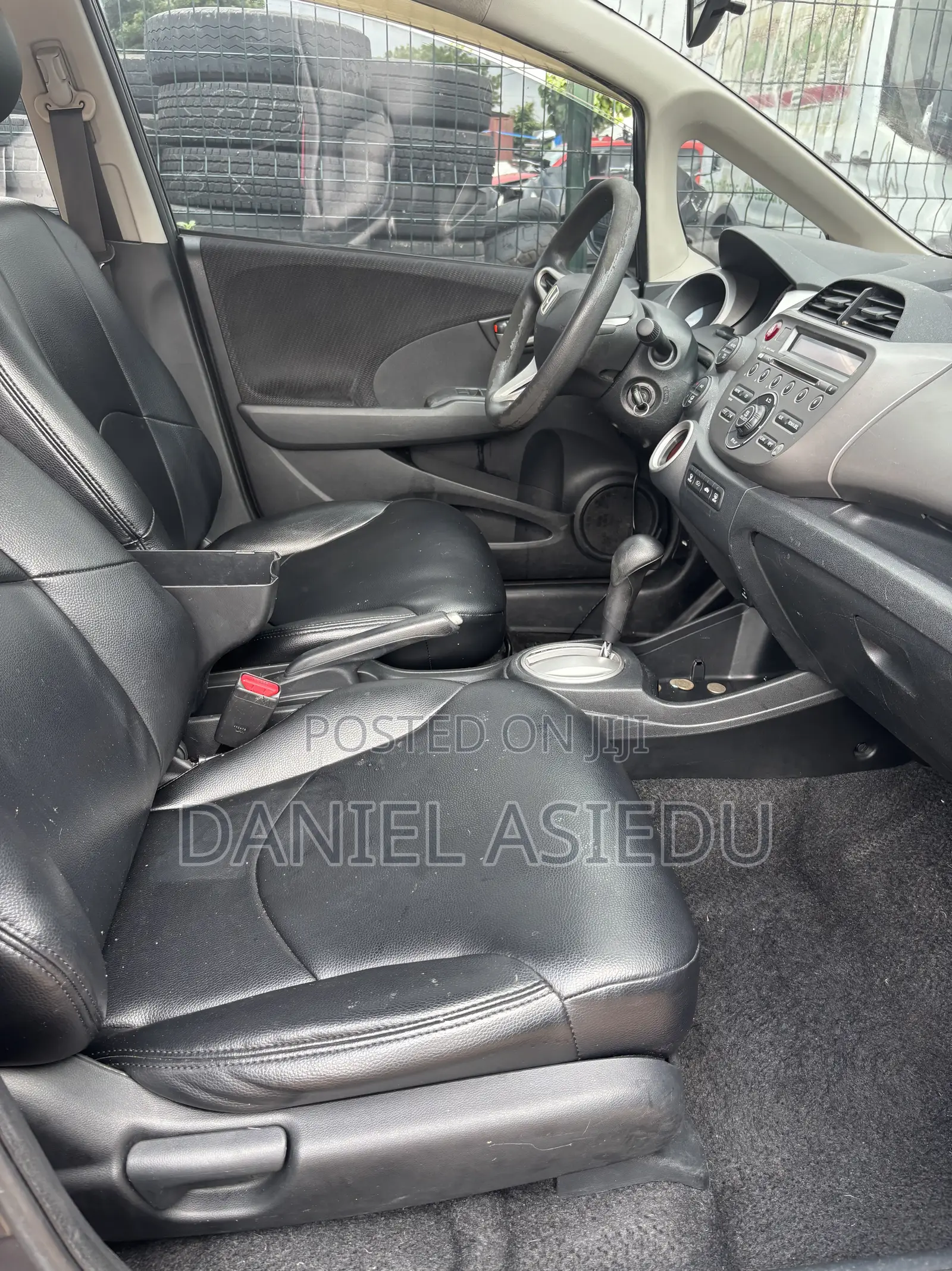 Honda Fit Automatic 2011 Gray