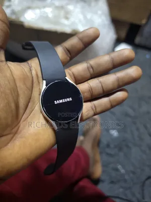 Samsung Galaxy Watch 4