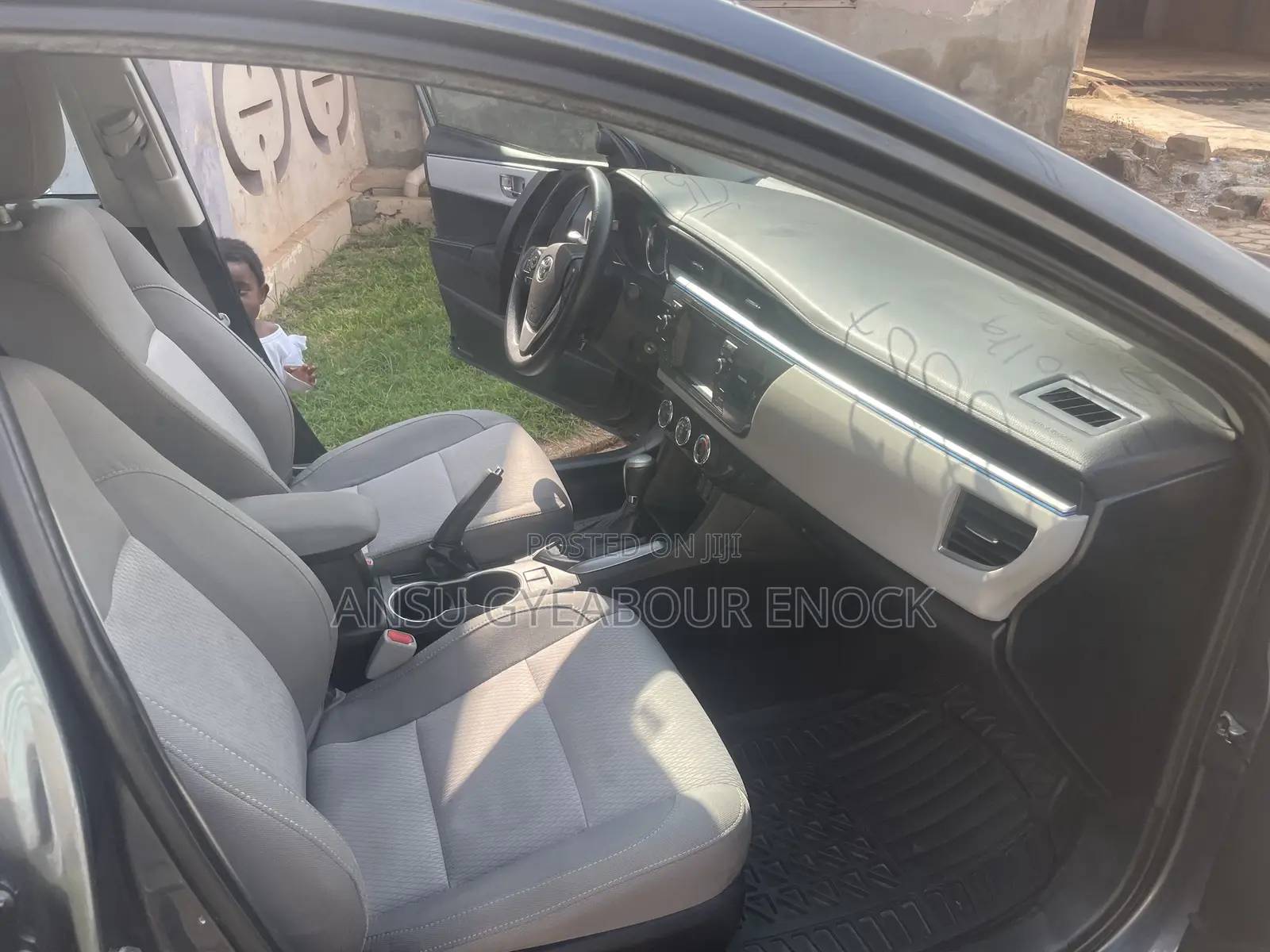Toyota Corolla 2015 Pearl