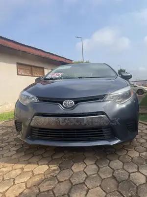 Toyota Corolla 2015 Pearl