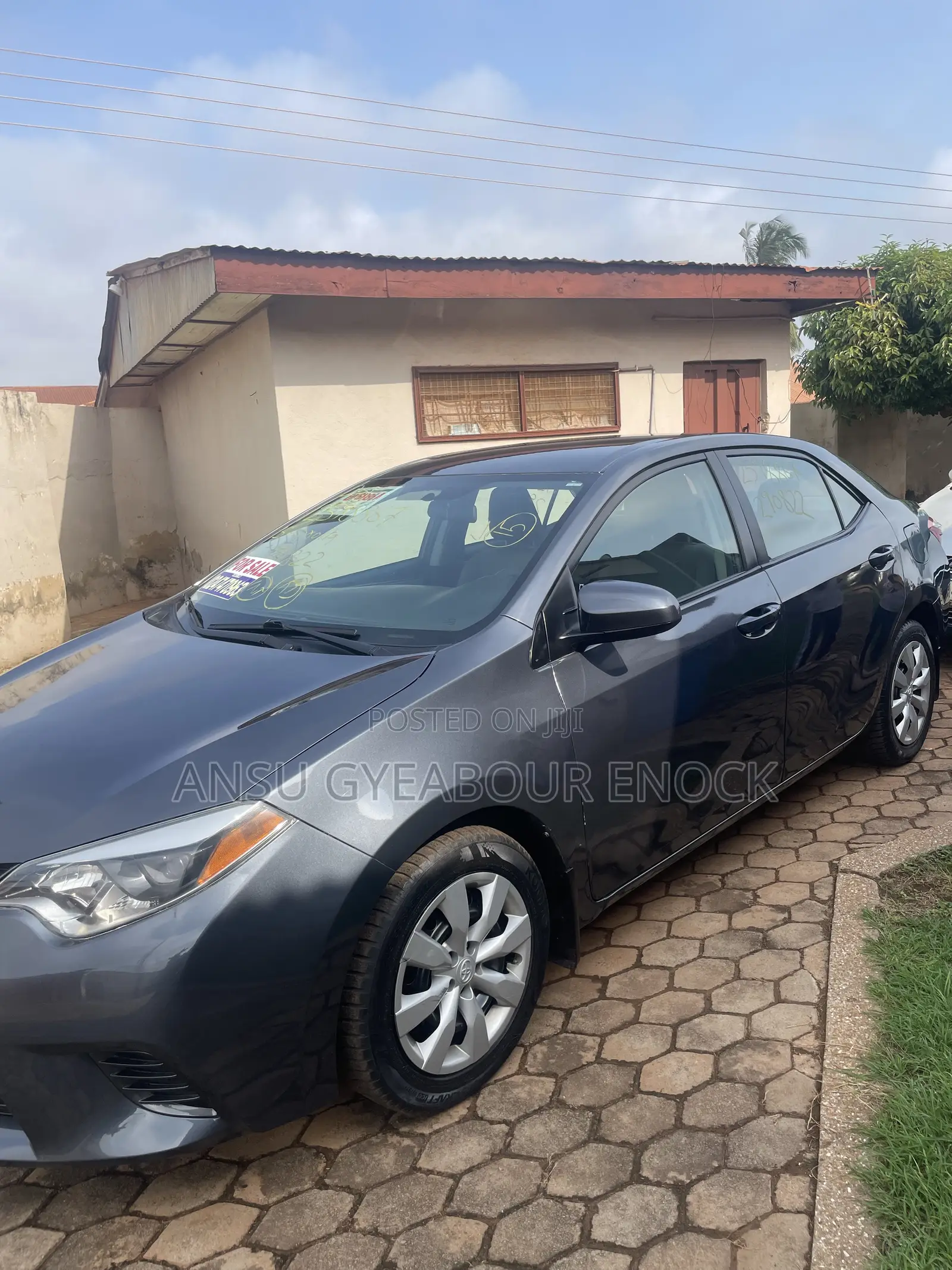 Toyota Corolla 2015 Pearl
