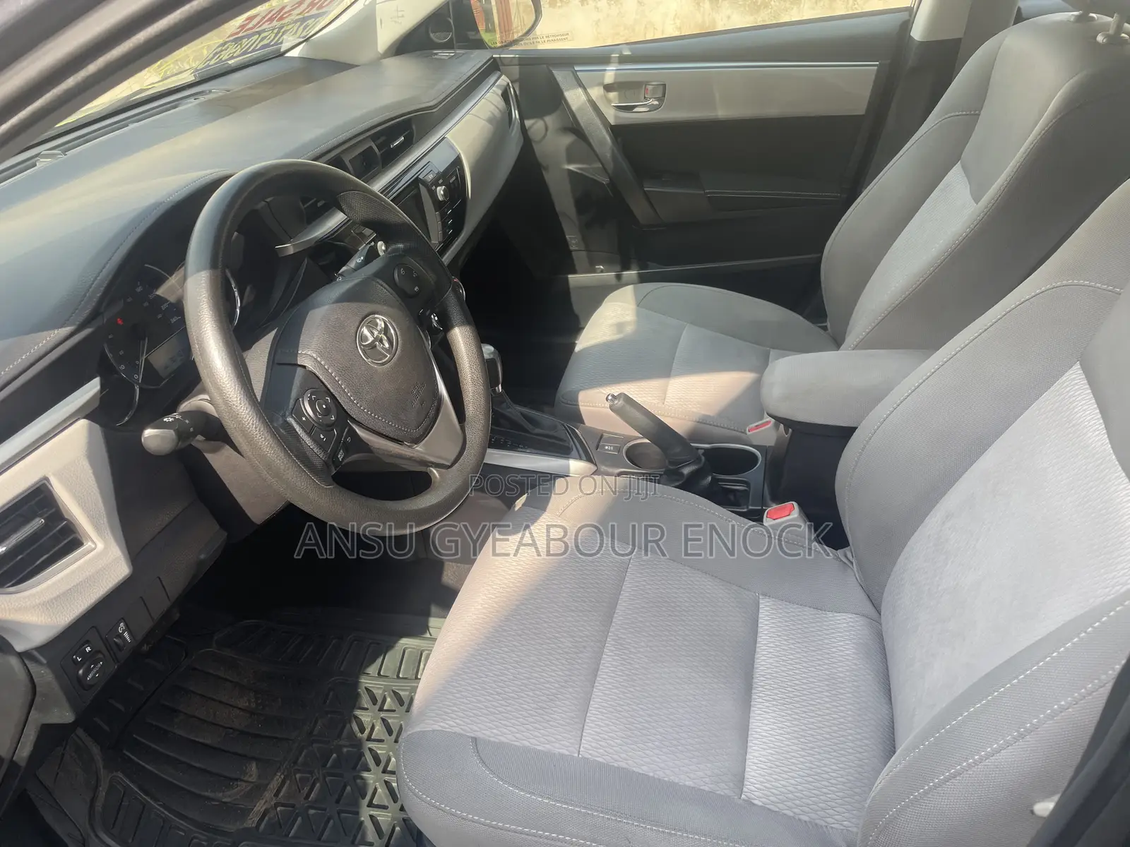 Toyota Corolla 2015 Pearl