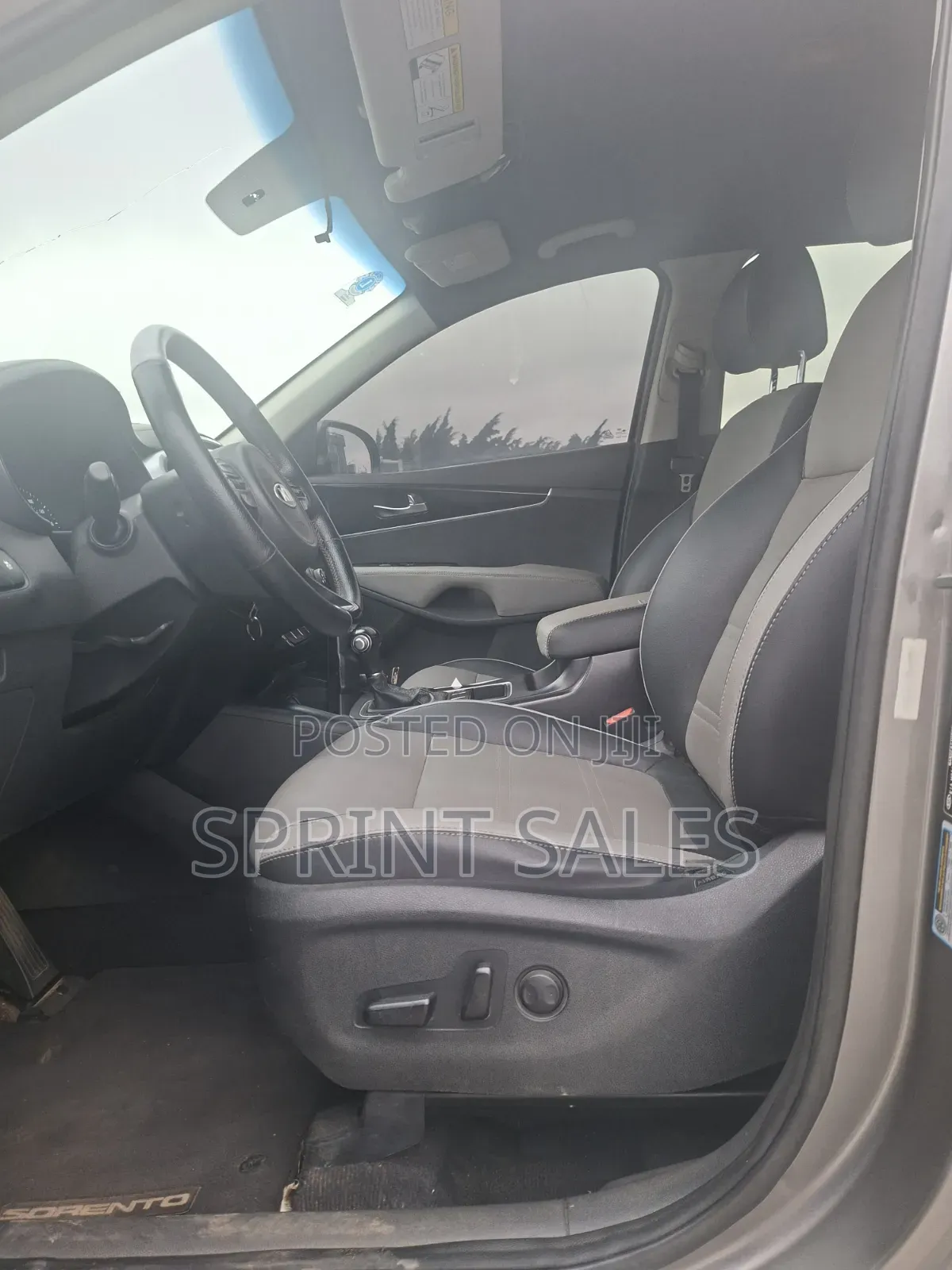 Kia Sorento 4dr SUV 2016 Gray