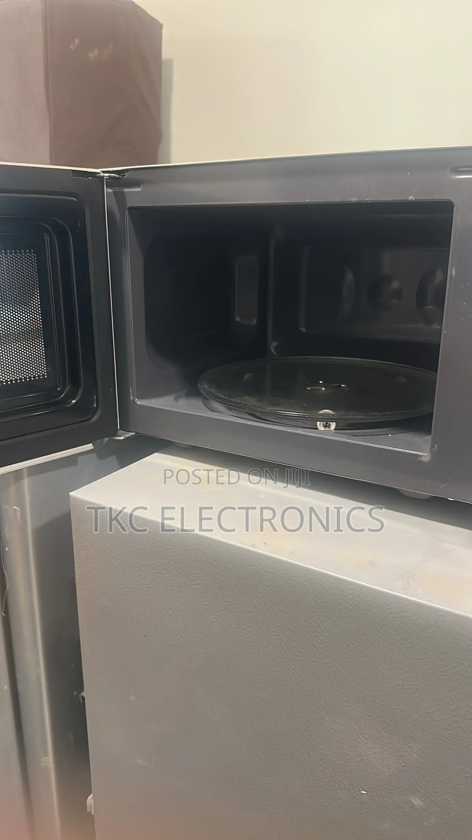 Sharp R-75mts 220 Volts 25L Microwave Oven With Grill