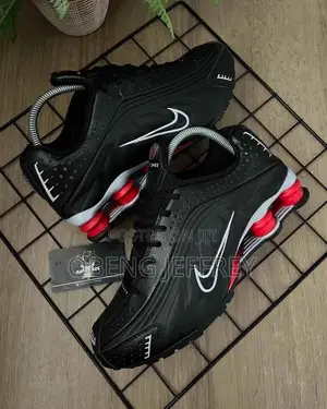 Original Nike Shox R4 Black/Comet Red