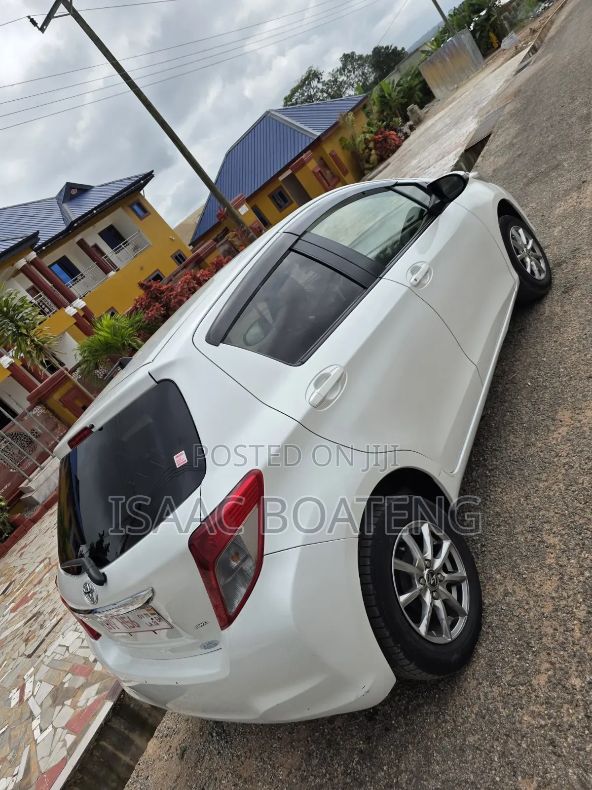 Toyota Vitz 2014 Pearl