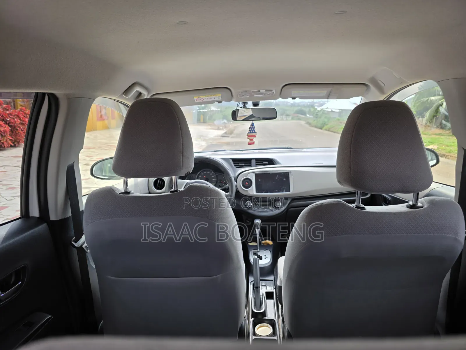 Toyota Vitz 2014 Pearl