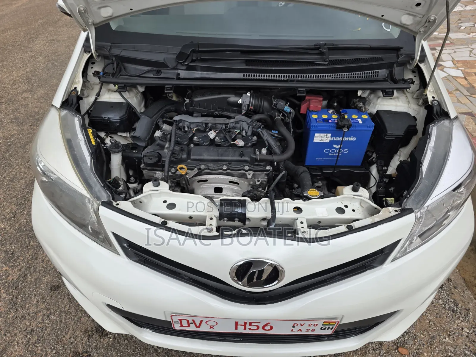 Toyota Vitz 2014 Pearl